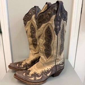 Corral Two-Tone Leather Heeled Boots